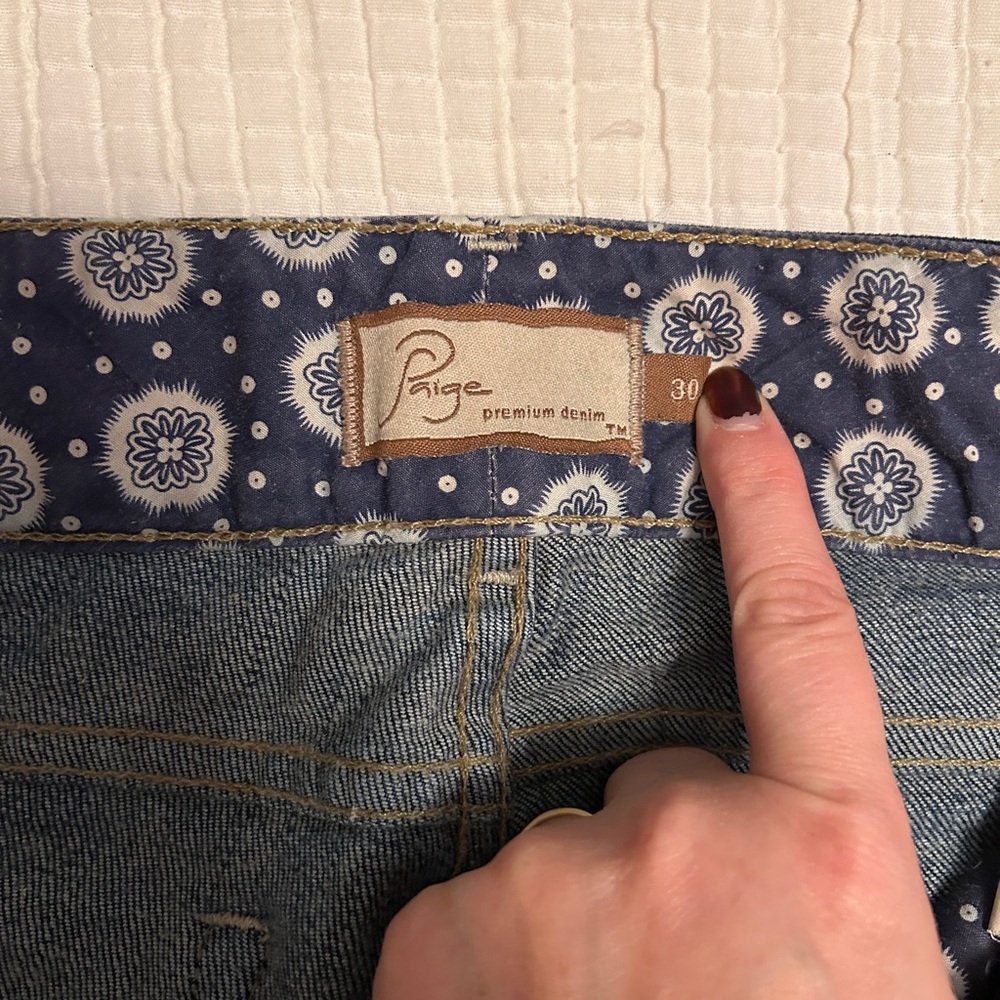Paige Premium Denim Womens Jeans Hidden Hills Boot Cut Slightly Distressed Sz 30 - Picture 2 of 10